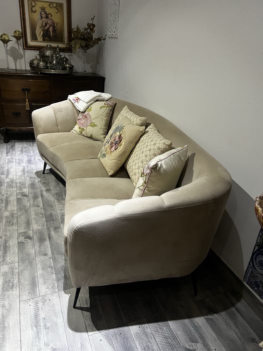 Sofa em curva Novo