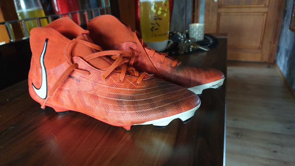 Korki Nike Phantom Luna r.40 Półprofesjonalne