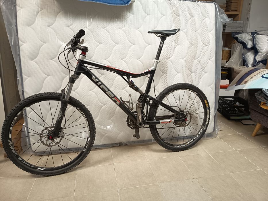 Bicicleta Btt Suspensão total VIPER