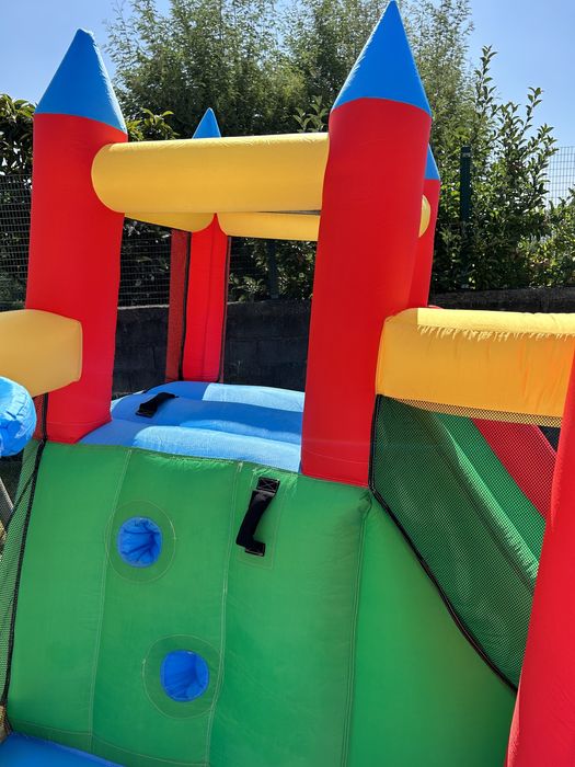 Aluguer Insuflável Crianças