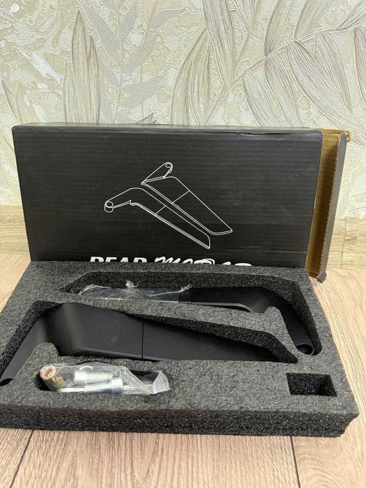 Дзеркала на мотоцикл