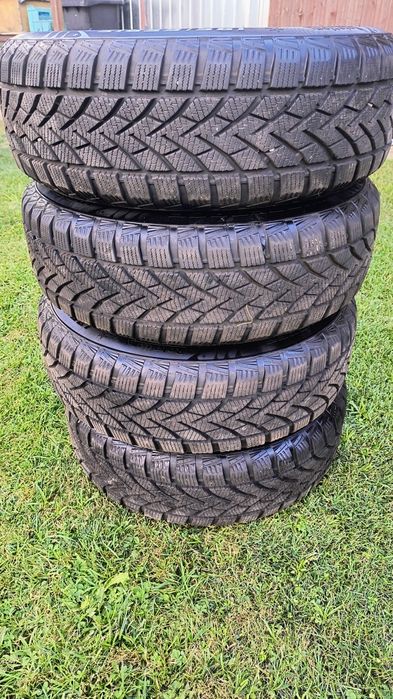 Opony zimowe z felgami peugeot 307, 308 -195 65 R15, 4x108