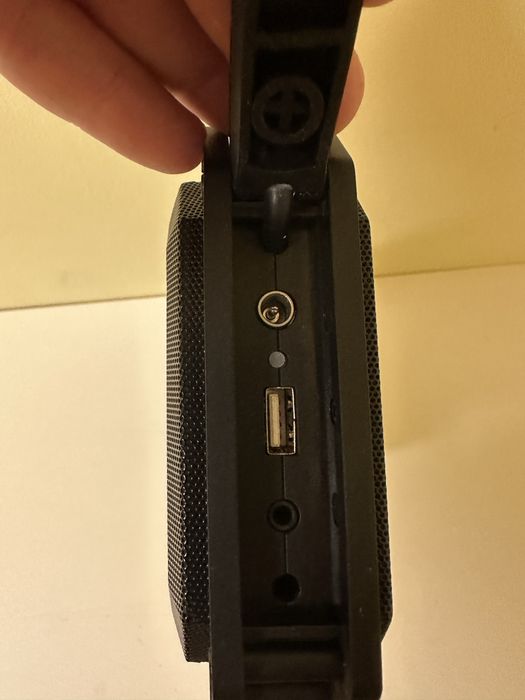 портативної Bluetooth-колонки Exibel BX210.