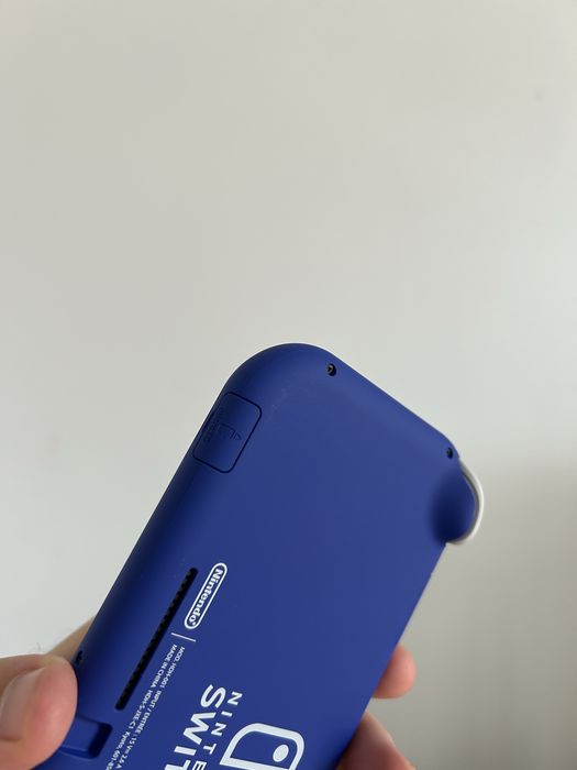 Nintendo Switch Lite Blue, практично нова, на гарантії