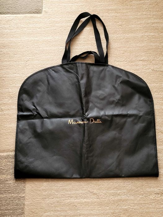 Pokrowiec Massimo Dutti na garnitur,sukienka,koszula,ubrania