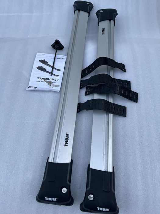 Thule WingBar Edge 958x na relingi Audi A4 B8