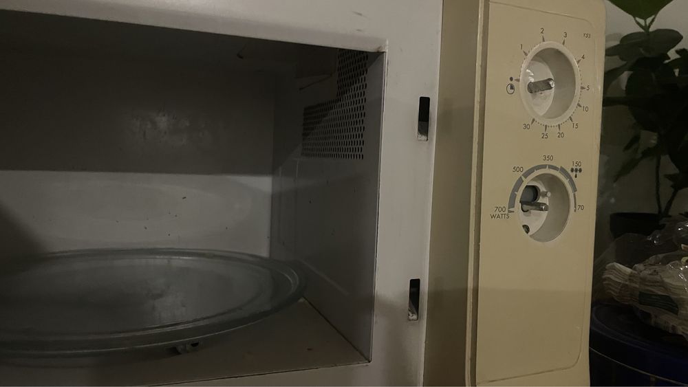 Microondas otimo aspeto