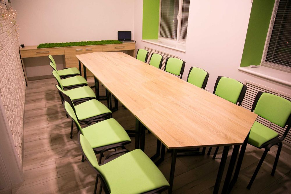 Офісний блок в центрі міста