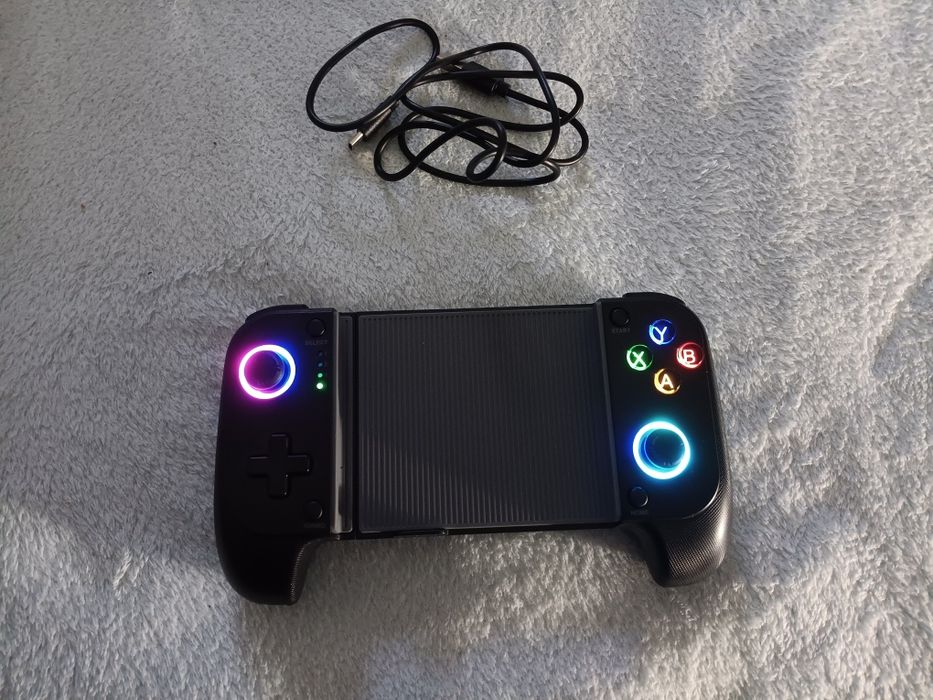 Game Pad & Hand Grip Psvita