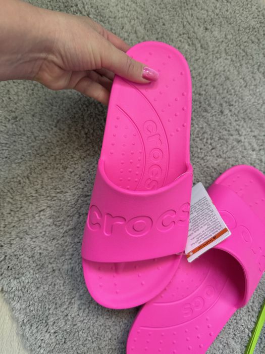 Жіночі crocs w7