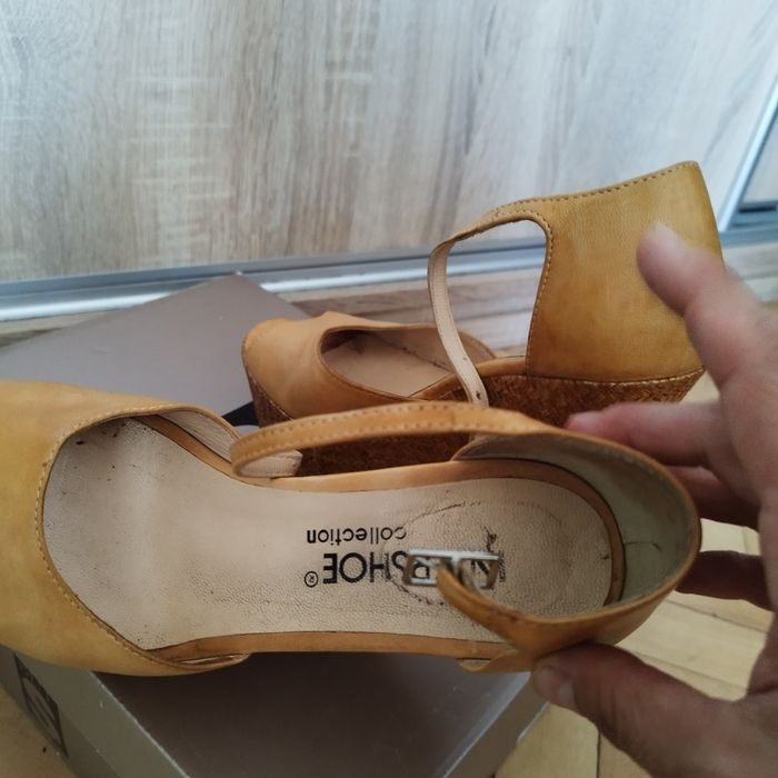 Buty na koturnach rozmiar 36