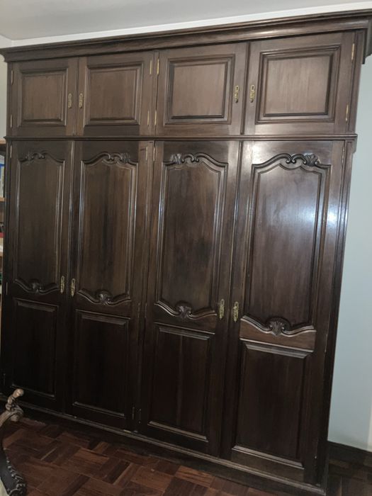 Mobília Quarto Casal - Estilo D. José (mógno)
