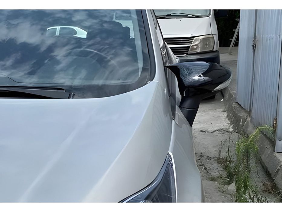 Ford Fiesta 2008-2017 Накладки на зеркала BMW-style (2 шт)