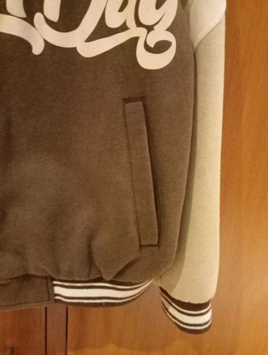 Casaco bomber de Bershka
