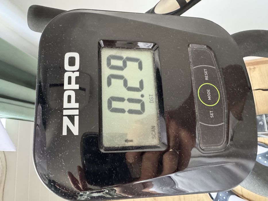 Rower spinningowy ZIPRO Holo – stan idealny + pudełko
