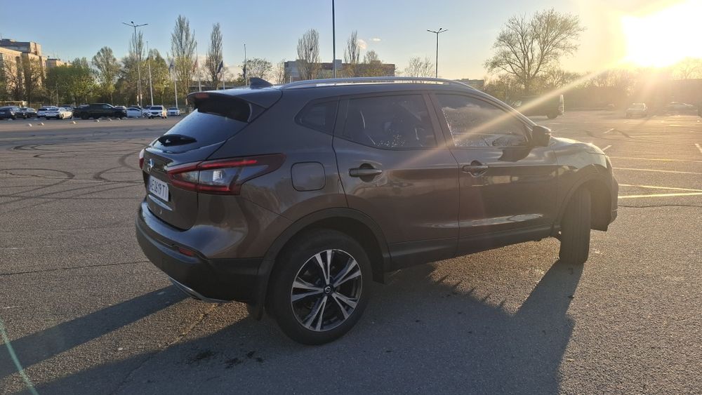 Продам Nissan Qashqai