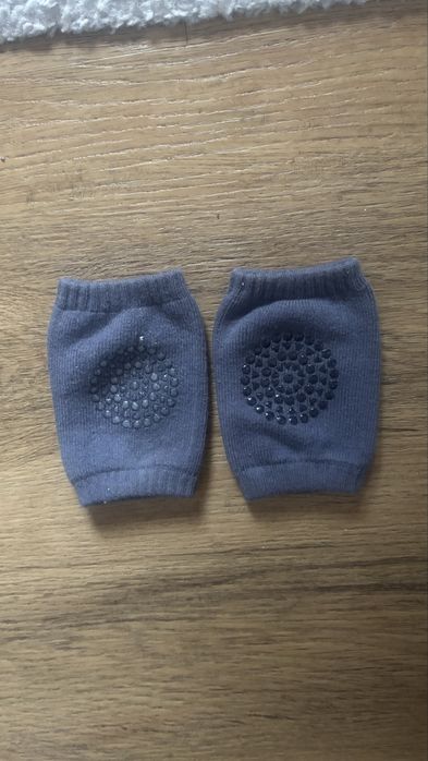 Nakolanniki ochronne ochraniacze na kolana antyposlizgowe dla bobasa