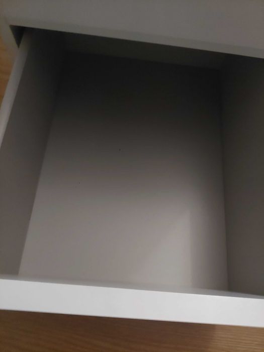 Mesa de cabeceira Ikea