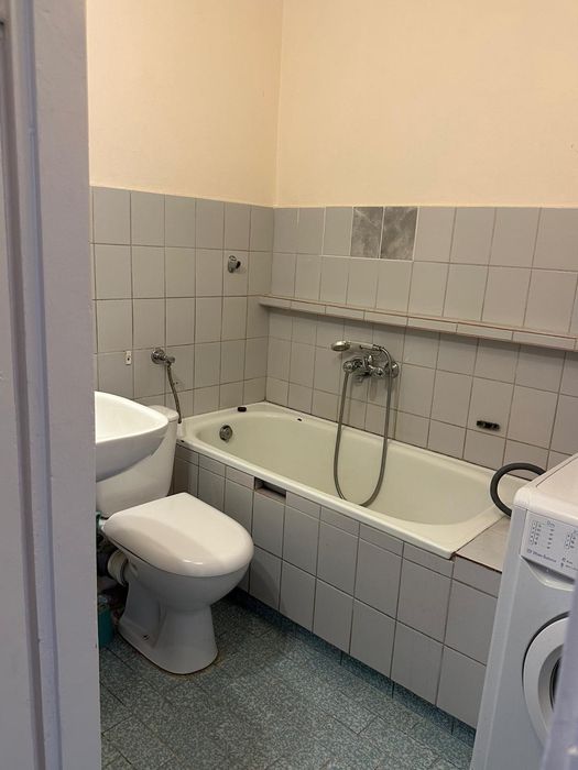Sprzedam mieszkanie 2-pokojowe na 1 piętrze w centrum Brzegu