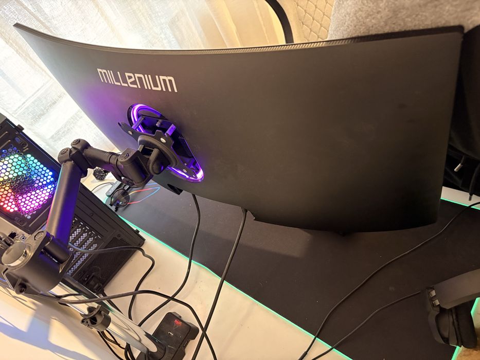 Monitor UltraWide Millenium 34"