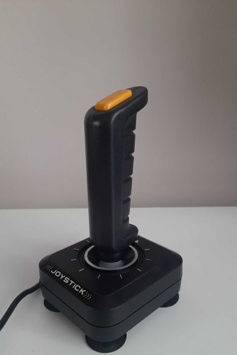 Joystick retro klasyk Amstrad Atari Amiga Commodore