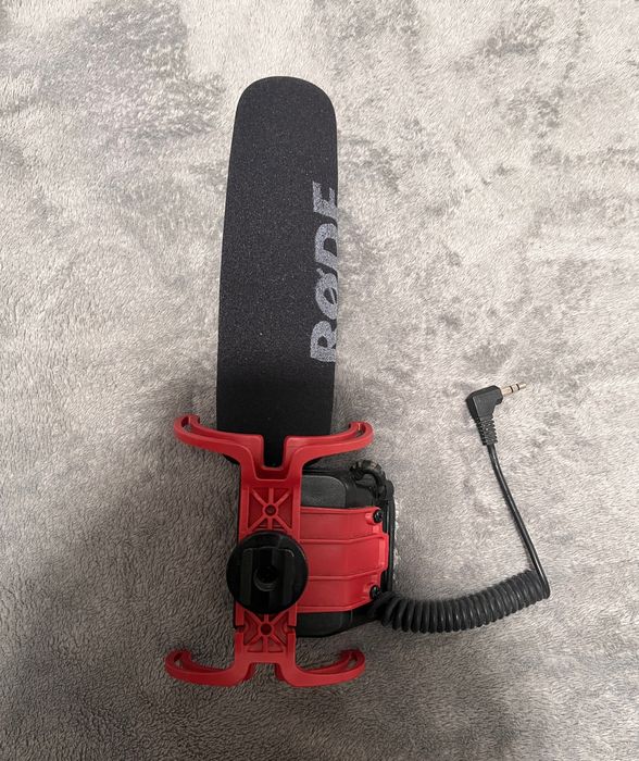 Pack Canon EOS 200D + microfone + objetiva 18-55mm e objetiva 75-300mm