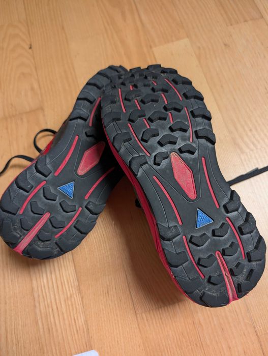Buty biegowe górskie Brooks Cascadia 37.5