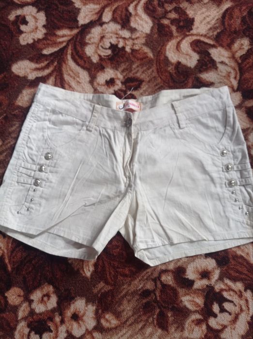 Літні жіночі шорти