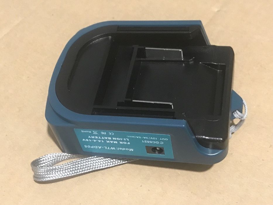 Адаптер ADP05 для акумуляторів Makita, mini UPS, QC 3.0, ліхтарик,typC
