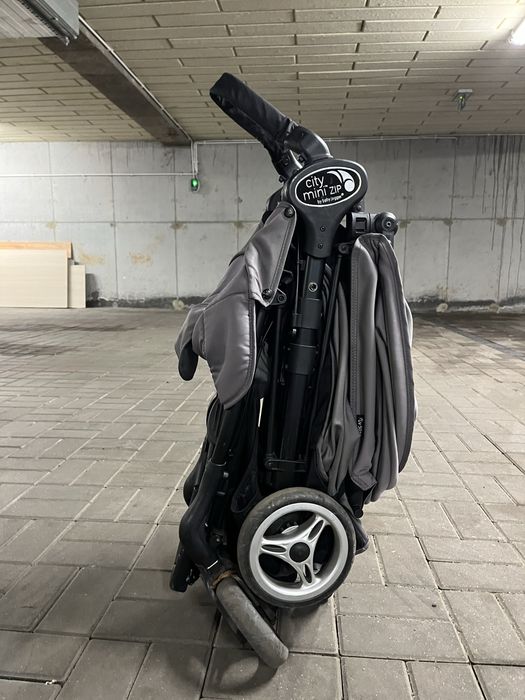 Wózek parasolka Baby Jogger city mini zip