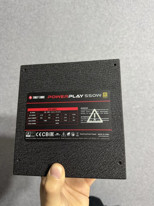 Блок живлення Chieftronic PowerPlay GPU-550FC