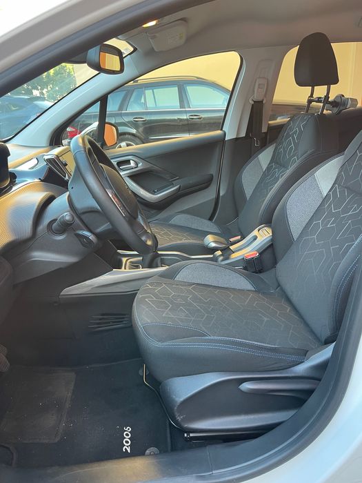 Peugeot 2008 1.2 Puretech Style