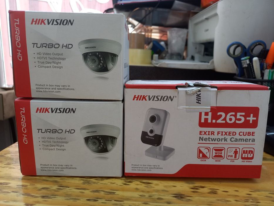Камера відеонагляду Hikvision DS-2CE56C0T-IRMMF 2.8mm