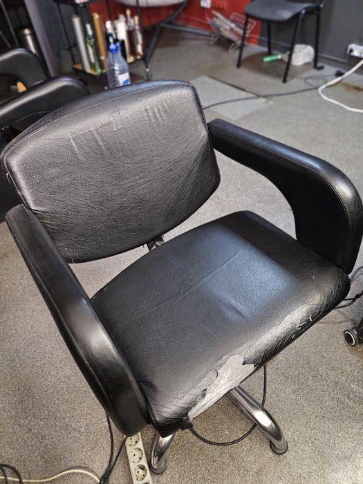 Перукарске кресло гідравличне