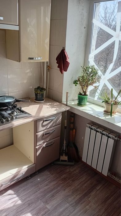 Продам 1 кімнатну квартиру!