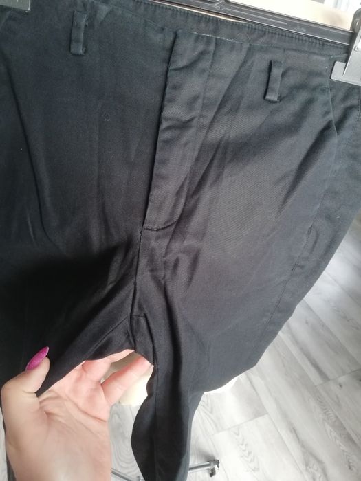 R. 36 Zara czarne chinosy damskie