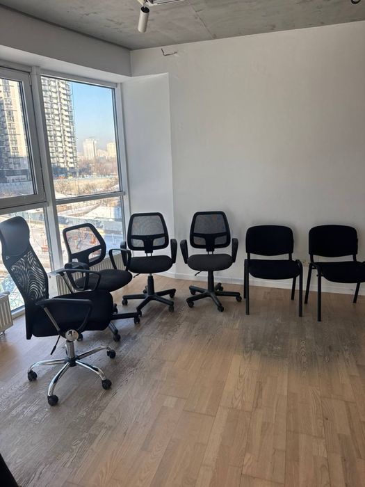 РАСПРОДАЖА кресел и офисных стульев. Более 500 позиций в наличии.