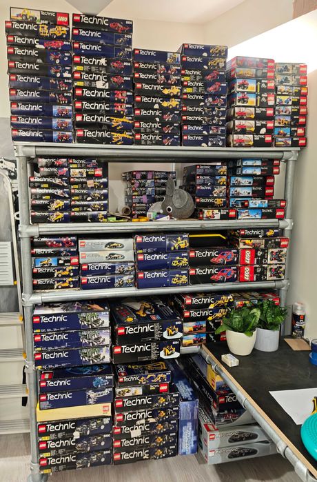 Lego Technic 8850 "Rally Support Truck"; 1990; [231]