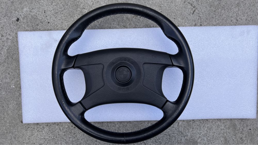 Кермо М5 е34 540і та М3