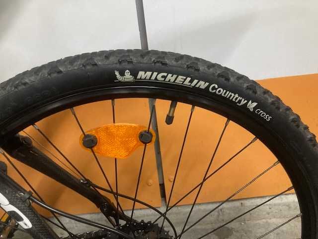 Vende-se Bicicleta Cross BTT B-PRO Z513-FC