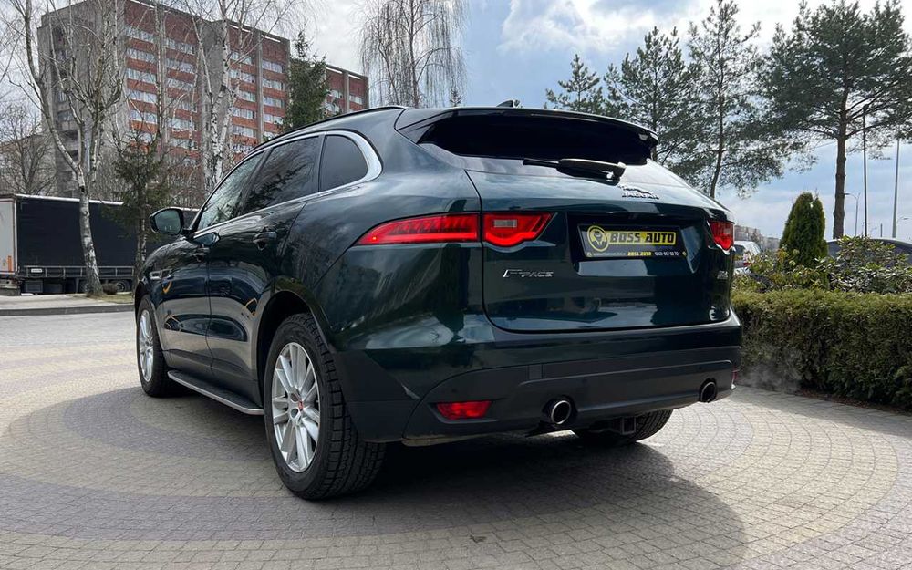 Jaguar F-Pace 2017
