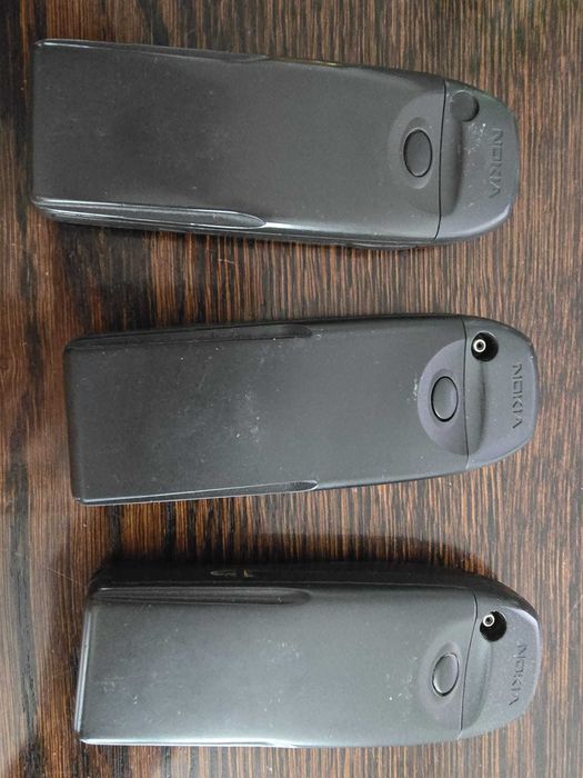 Nokia 6210 3 sztuki sprawne bateria trzyma bez simloca