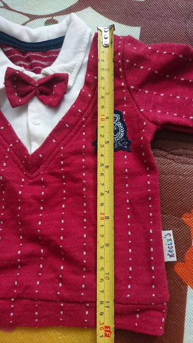 Нарядна кофточка на хлопчика 95 грн.