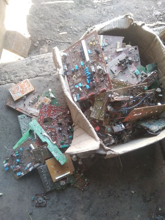 Плати радіодеталі