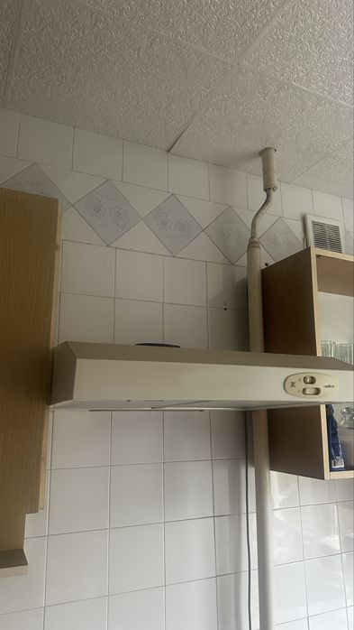 Витяжка кухонна