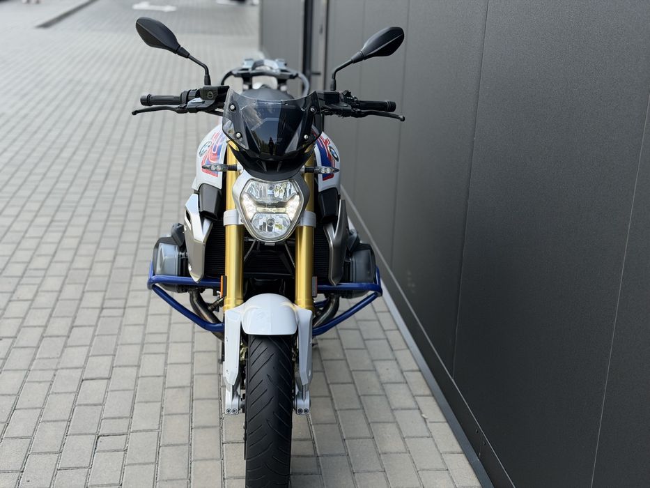 2021 BMW R1250R HP