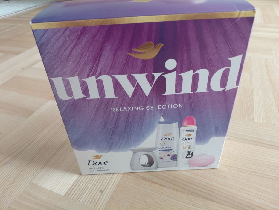 Dove, unwind zestaw z ceramiczną aromalampą . Nowy.