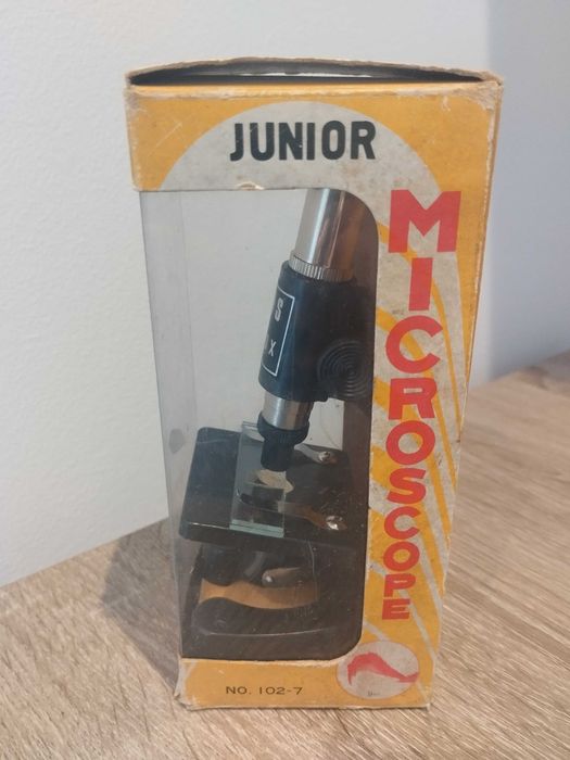 Microscópio Junior antigo
