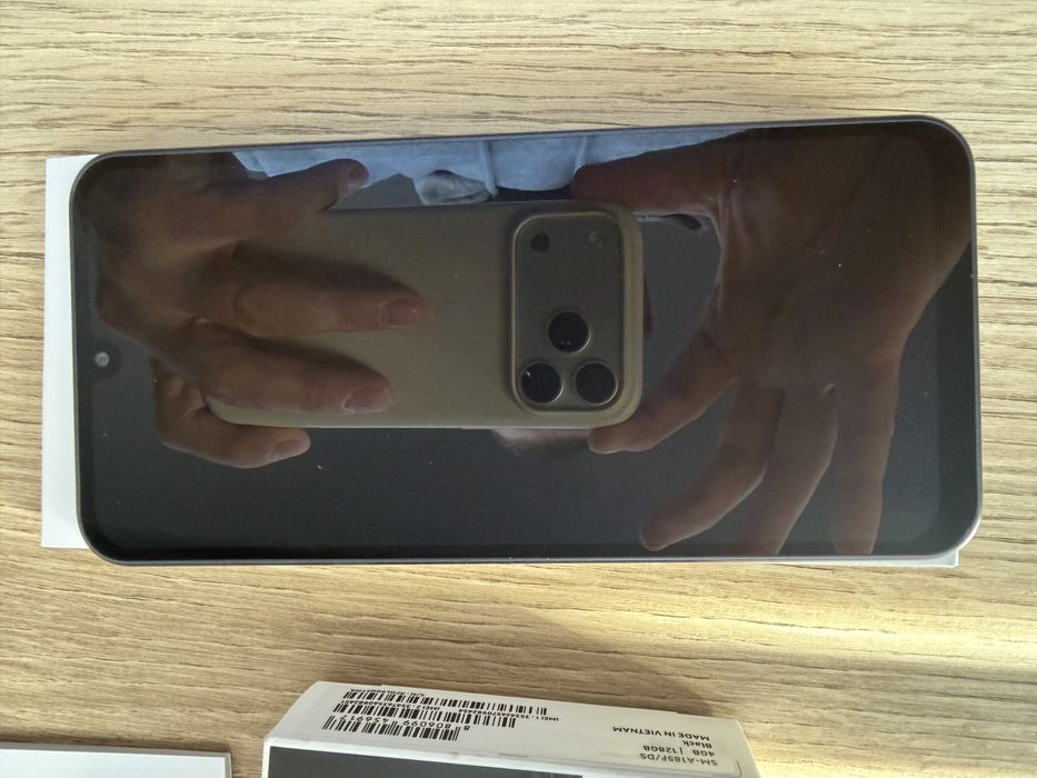 Nowy samsung a18