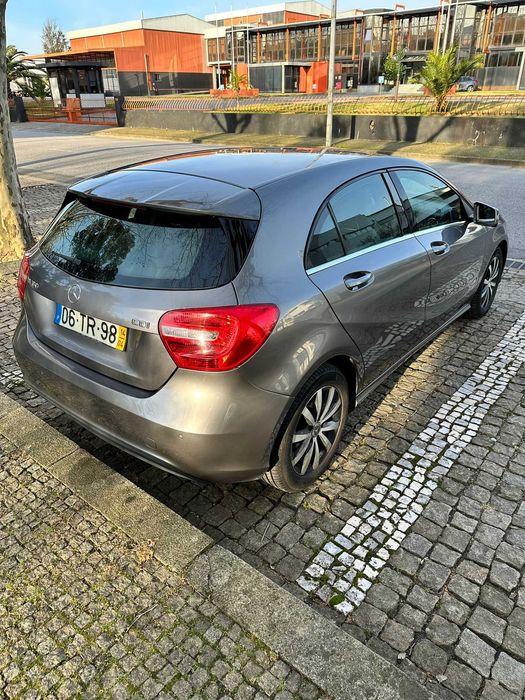 Mercedes-Benz A 180 CDI Versão Style